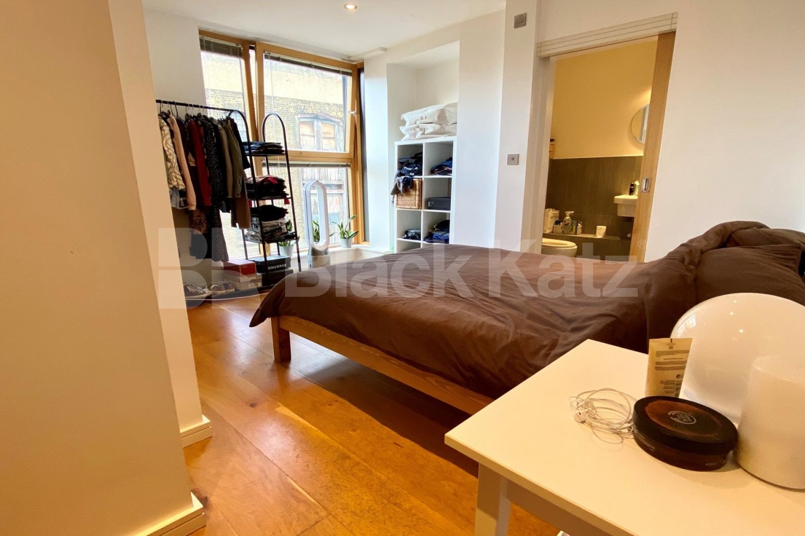 Decorated to the highest of standards boasting size, quality and location Great  Suffolk Street., London Bridge / Borough